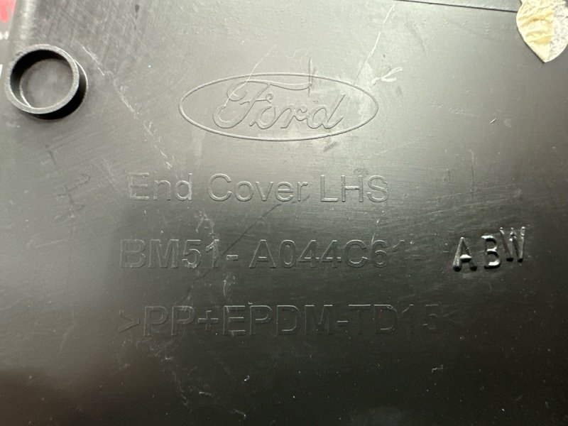 Накладка торпедо боковая Ford Focus 3 2012 MK3