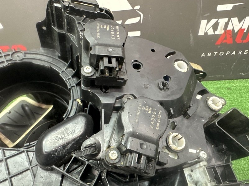 Печка Отопитель в сборе Ford Focus 3 2012 MK3