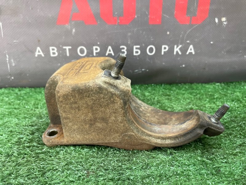 Кронштейн промежуточного вала Ford Focus 2 2009 CB