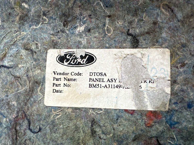 Обшивка багажника Ford Focus 3 2012 MK3