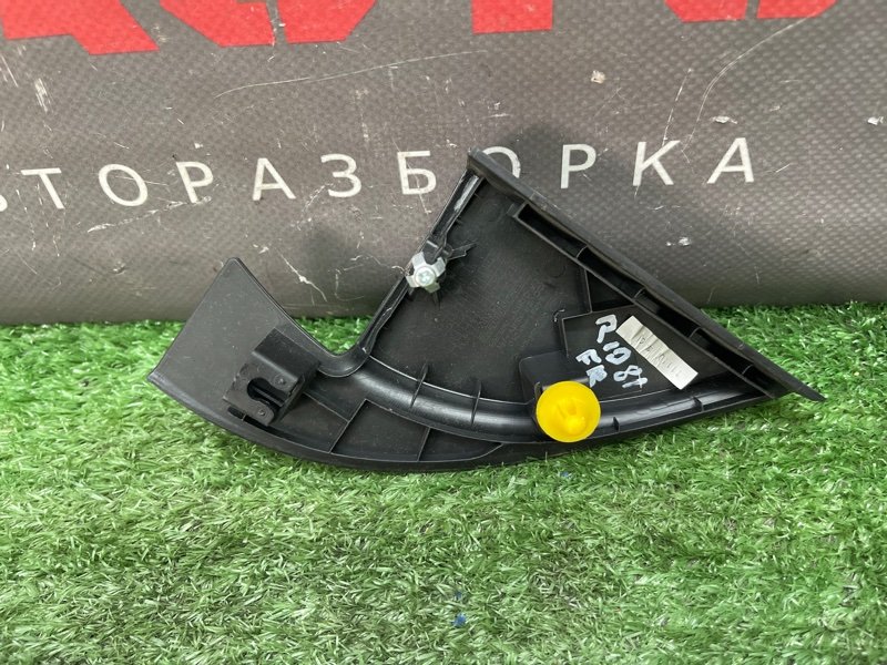 Накладка зеркала внутренняя(уголок) Kia Rio 3 2012 QB