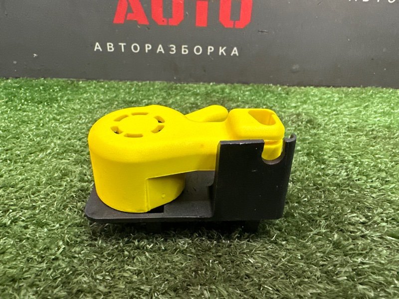 Ручка капота Ford Focus 3 2012 MK3