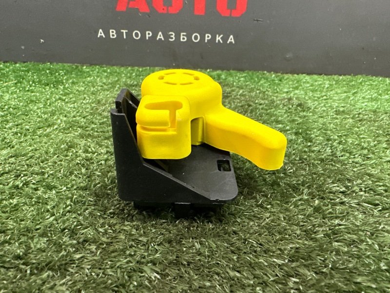 Ручка капота Ford Focus 3 2012 MK3