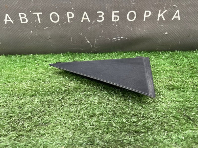 Накладка двери наружная треугольник Kia Rio 3 2012 QB