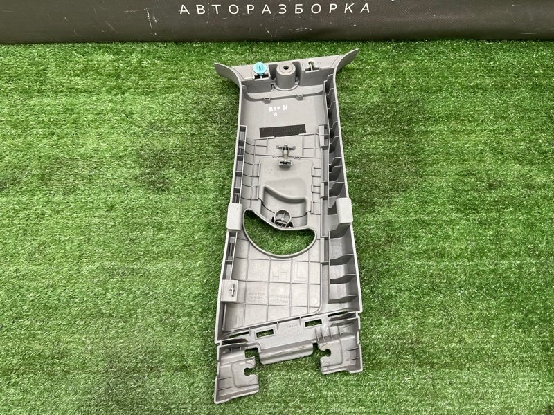 Накладка центральной стойки верхняя Kia Rio 3 2012 QB