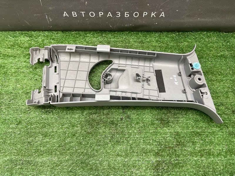 Накладка центральной стойки верхняя Kia Rio 3 2012 QB