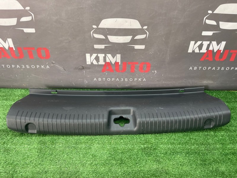 Накладка замка багажника Kia Rio 3 2012 QB