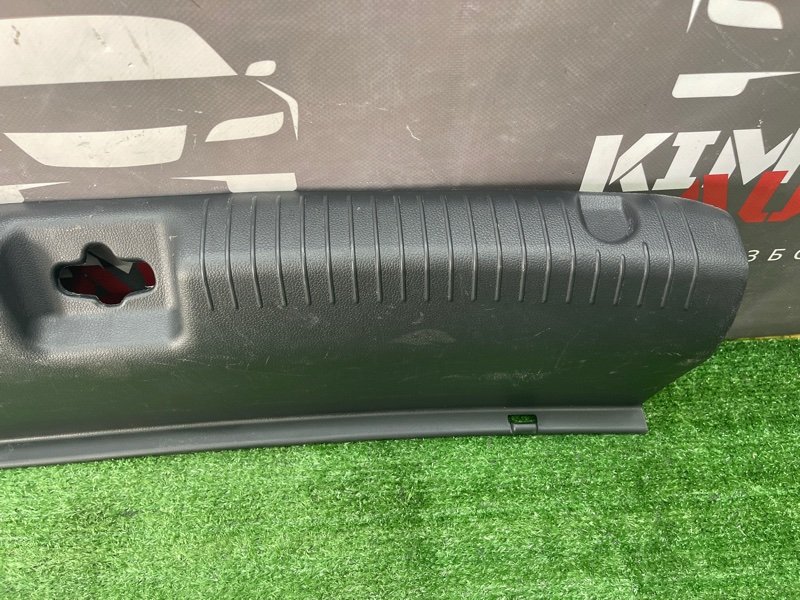 Накладка замка багажника Kia Rio 3 2012 QB