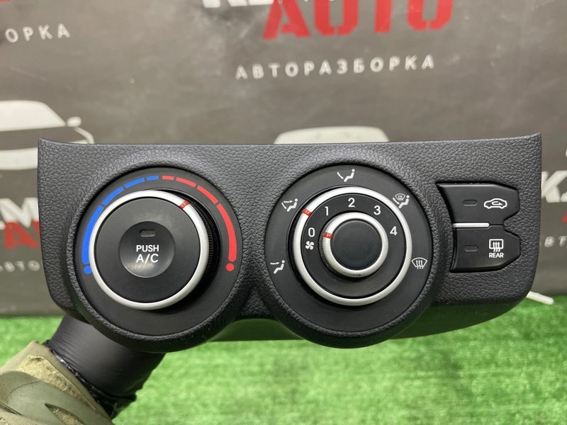 Блок управления отопителем Kia Rio 3 2012 QB