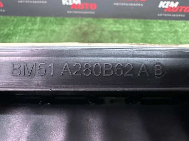 Решетка вентиляционная Ford Focus 3 2012 MK3