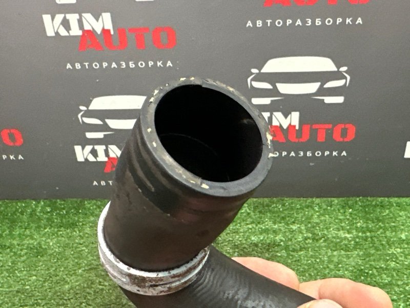 Патрубок радиатора верхний Ford Focus 3 2012 MK3