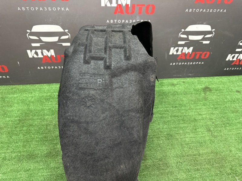 Локер колеса подкрылок Ford Focus 3 2012 MK3