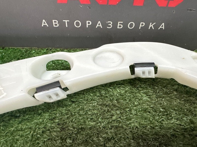Кронштейн бампера Ford Focus 3 2012 MK3