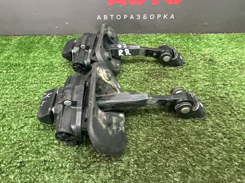 Ограничитель двери Ford Focus 3 2012 MK3