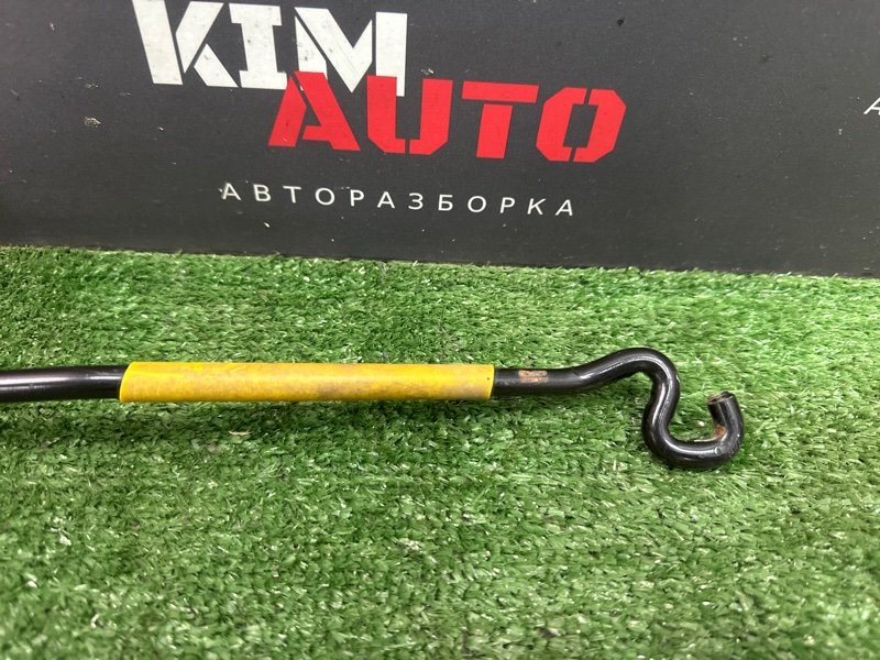 Упор капота Ford Focus 3 2012 MK3