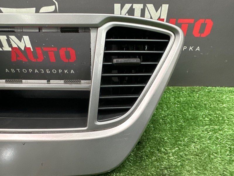 Рамка магнитолы с дефлекторами Hyundai Solaris 2 2020 HCR