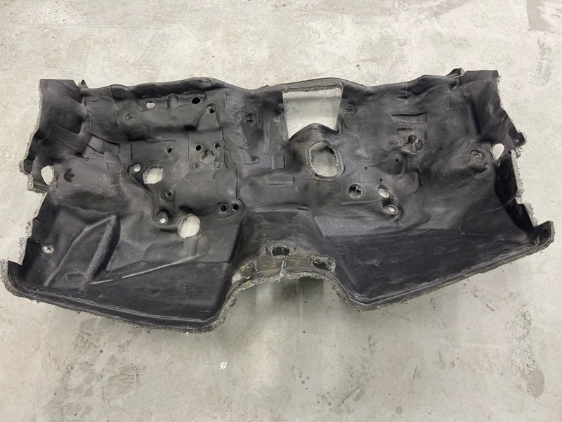 Шумоизоляция торпедо Ford Focus 2 2009 CB