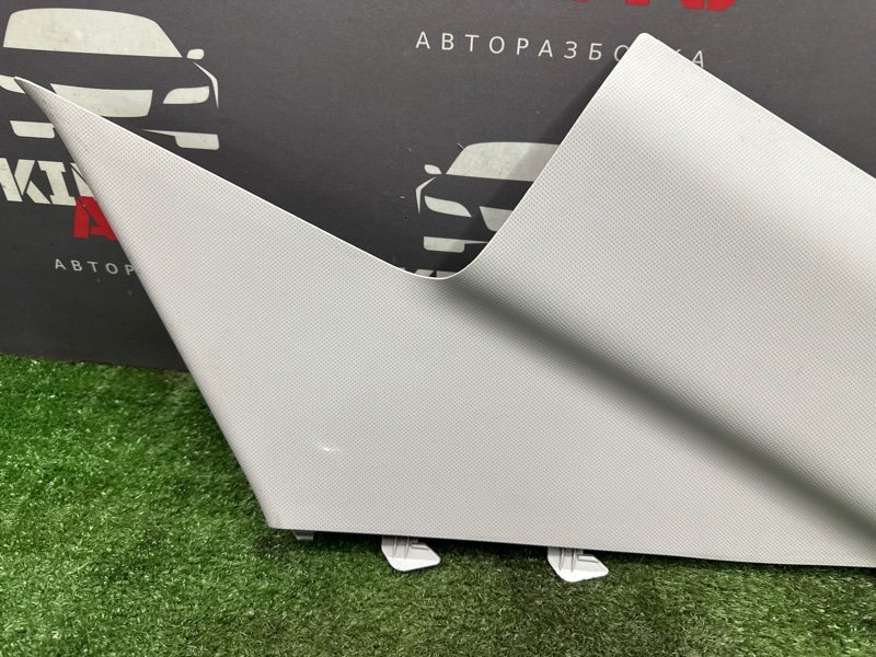 Накладка стойки кузова Hyundai Solaris 2 2020 HCR