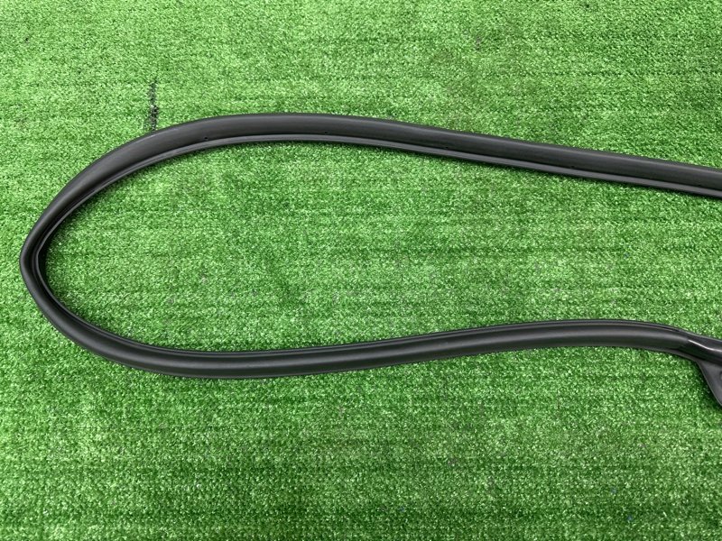 Уплотнитель двери Hyundai Solaris 2 2020 HCR