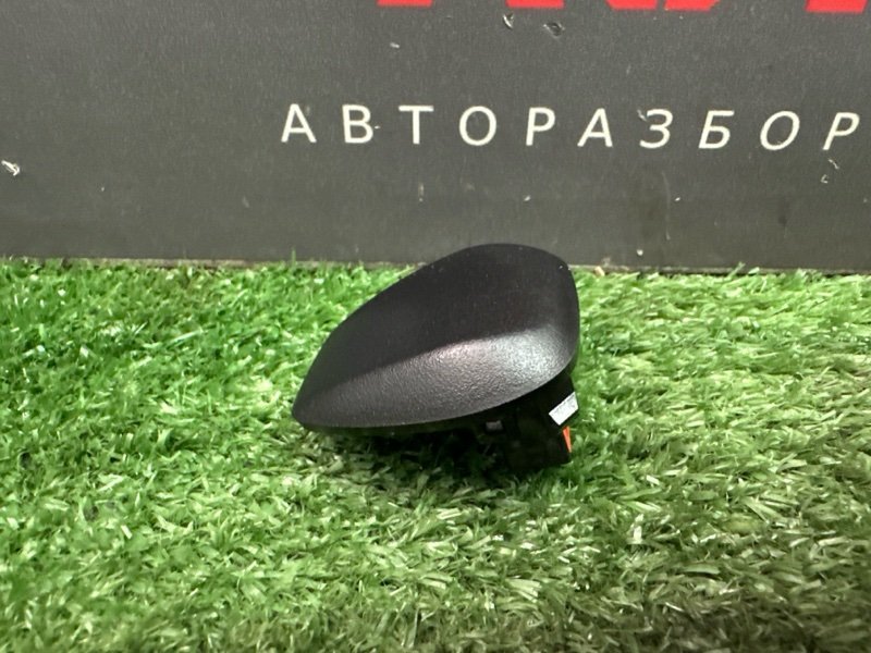 Накладка торпедо Hyundai Solaris 2 2020 HCR