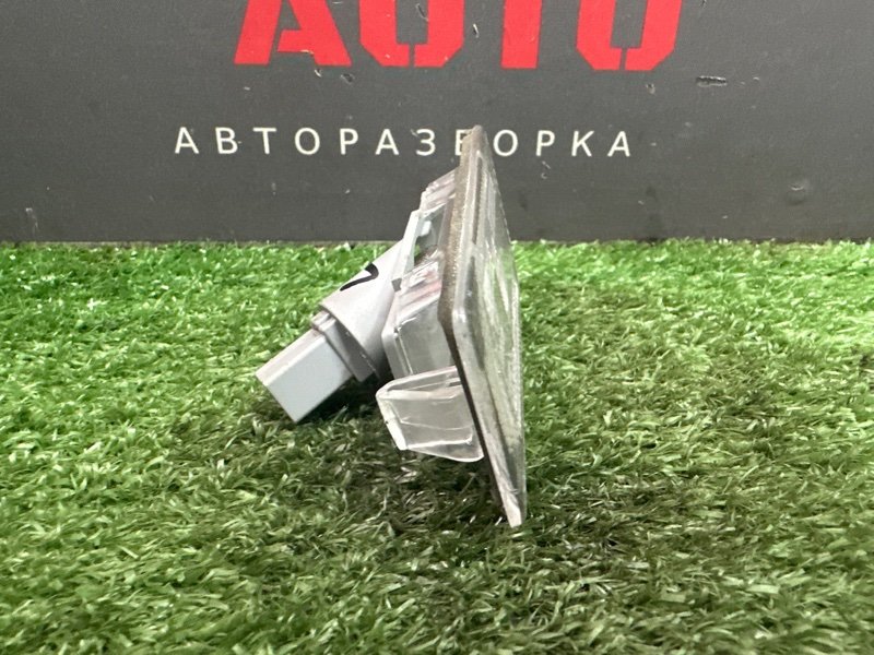 Плафон подсветки номера Hyundai Solaris 2 2020 HCR