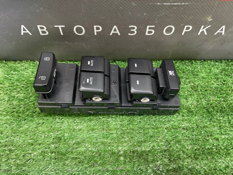 Блок управления стеклоподъемниками Hyundai Sonata 7 2018