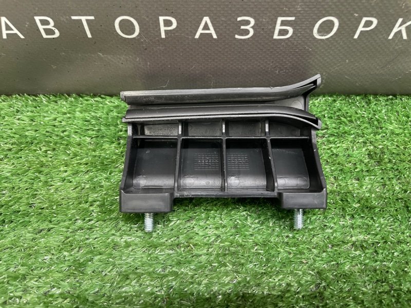 Направляющая стекла двери Hyundai Sonata 7 2018