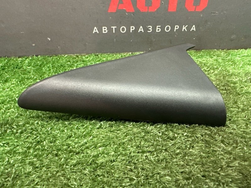 Накладка двери внутренняя Kia Ceed 1 HB 2010 ED