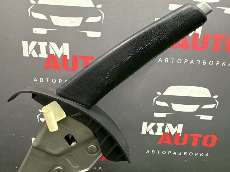 Рычаг ручника Kia Ceed 1 HB 2010 ED