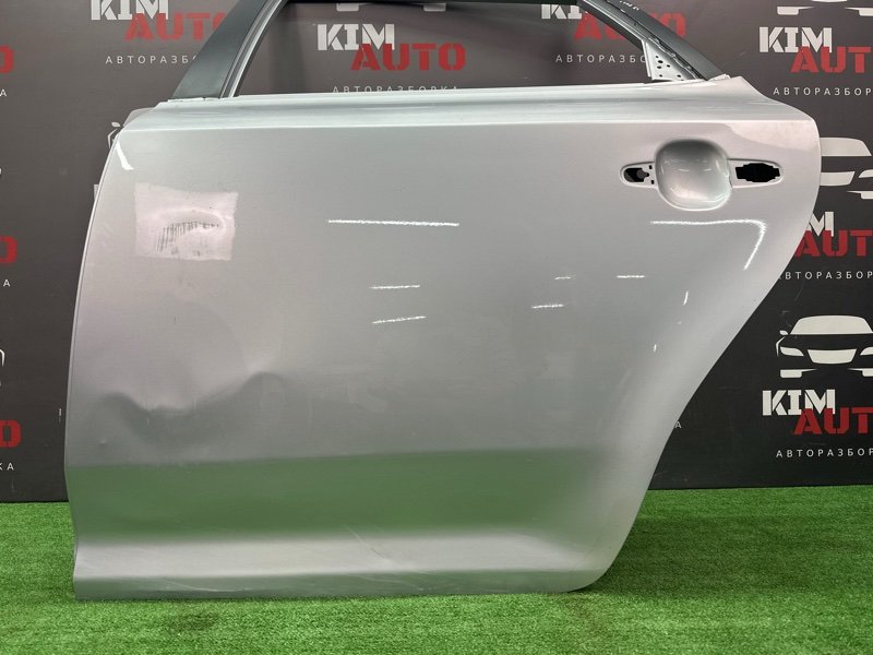 Дверь с повреждениями Kia Ceed 1 HB 2010 ED