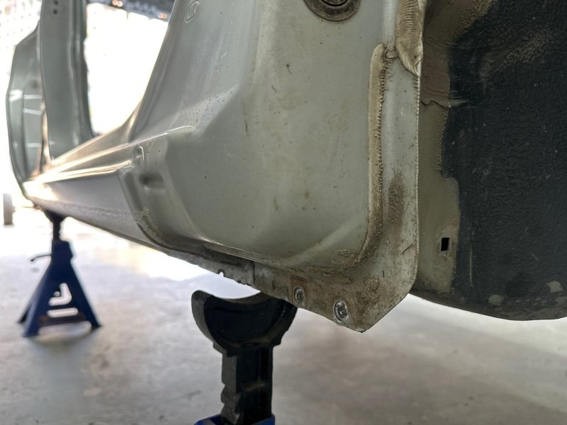 Порог со стойкой Kia Ceed 1 HB 2010 ED