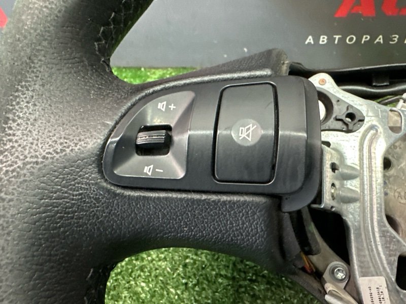 Рулевое колесо Kia Ceed 1 HB 2010 ED
