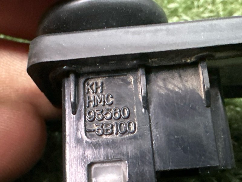Концевик двери Kia Ceed 1 HB 2010 ED