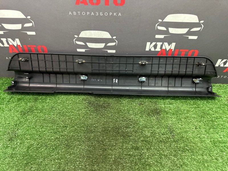Накладка порога внутренняя Kia Ceed 1 HB 2010 ED