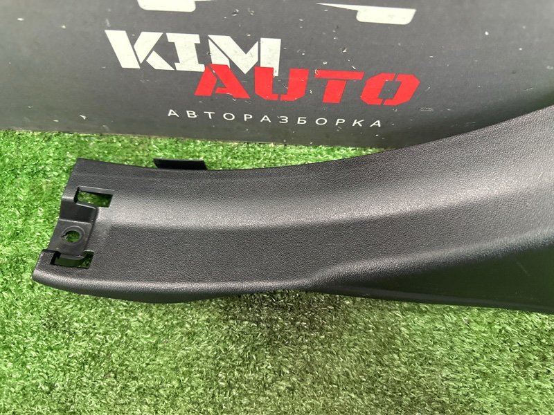 Накладка порога внутренняя Kia Ceed 1 HB 2010 ED