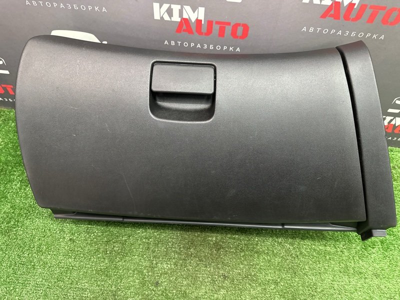 Бардачок Kia Ceed 1 HB 2010 ED