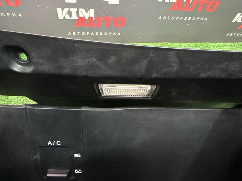 Бардачок Kia Ceed 1 HB 2010 ED