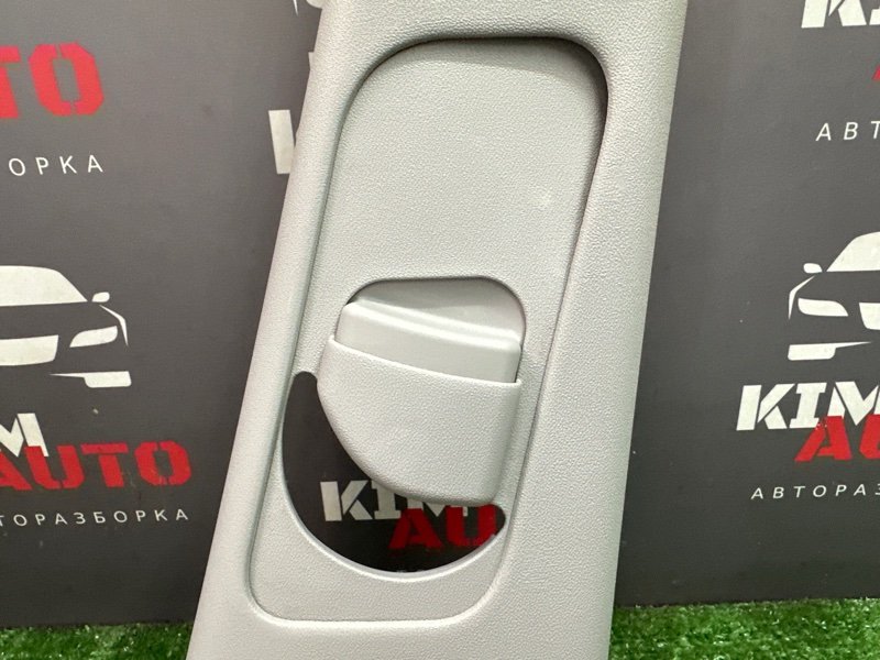 Накладка центральной стойки верхняя Kia Ceed 1 HB 2010 ED
