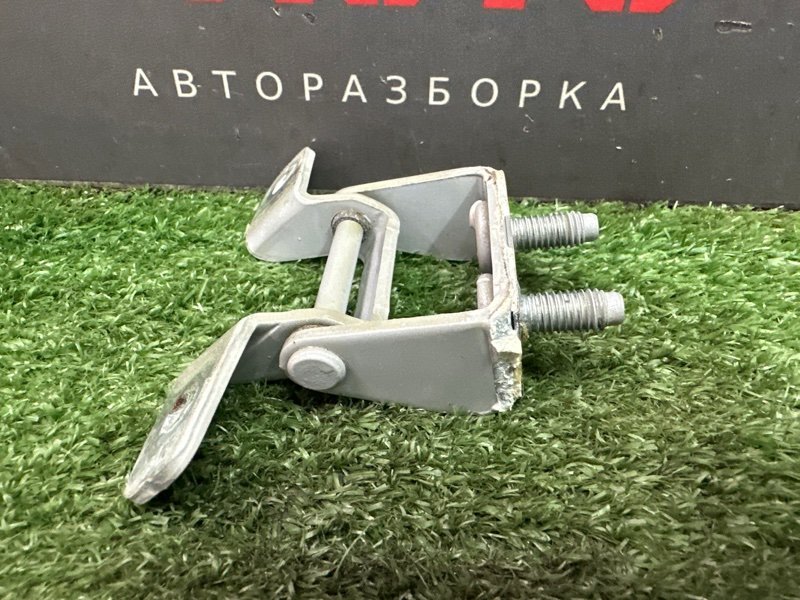 Петли крышки багажника Kia Ceed 1 HB 2010 ED