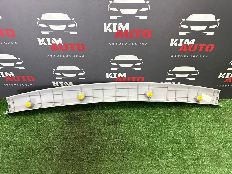 Накладка крышки багажника Kia Ceed 1 HB 2010 ED