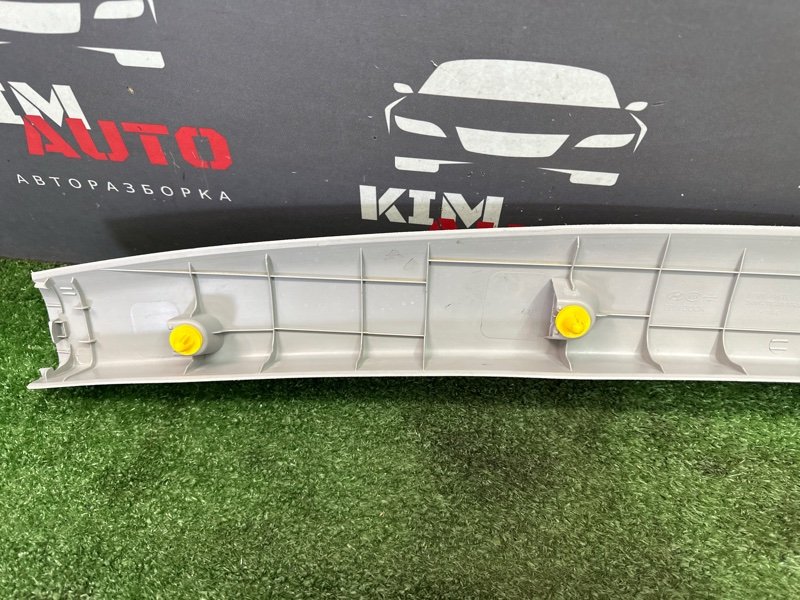 Накладка крышки багажника Kia Ceed 1 HB 2010 ED