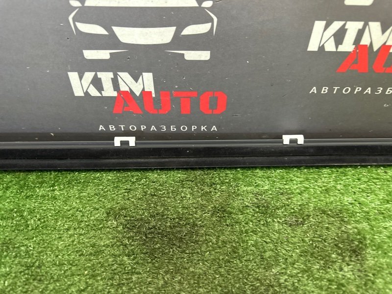 Уплотнитель стекла наружный (Бархотка) Kia Ceed 1 HB 2010 ED