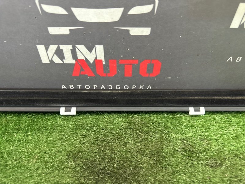 Уплотнитель стекла наружный (Бархотка) Kia Ceed 1 HB 2010 ED