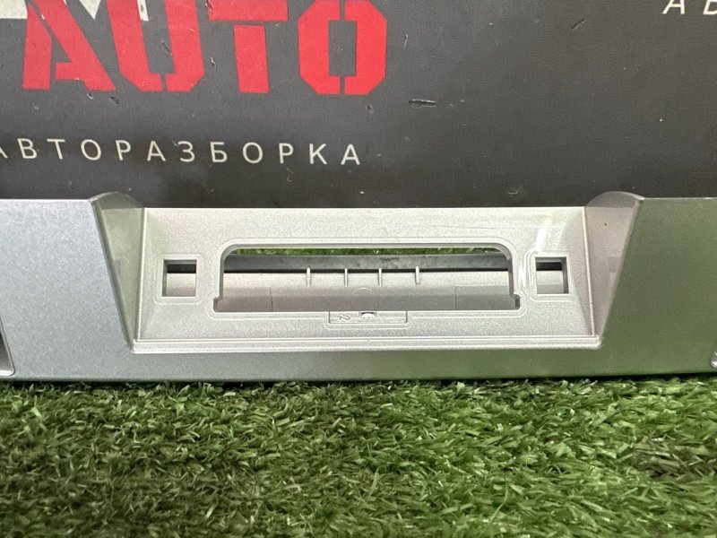 Накладка крышки багажника Kia Ceed 1 HB 2010 ED