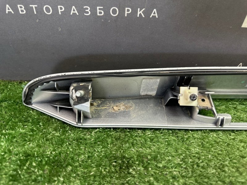 Накладка крышки багажника Kia Ceed 1 HB 2010 ED