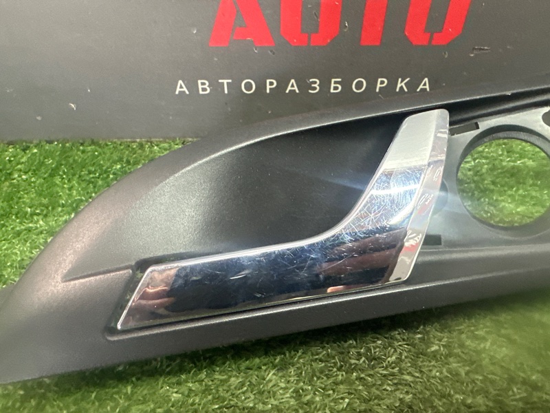 Ручка двери внутренняя (хром) Skoda Yeti 2014