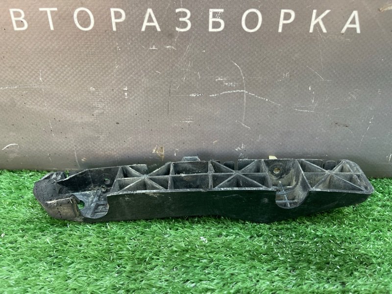 Кронштейн бампера Hyundai Sonata 7 2018