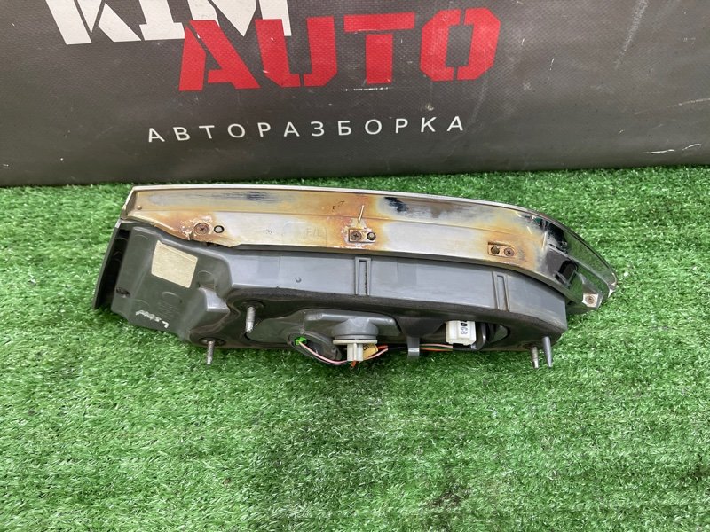 Фонарь в крышку багажника Hyundai Sonata 7 2018
