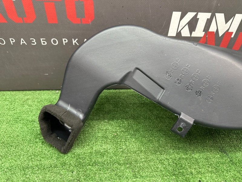 Воздуховод пола Kia Ceed 1 HB 2010 ED
