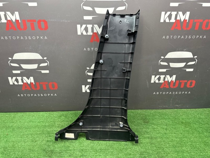 Накладка центральной стойки нижняя Kia Ceed 1 HB 2010 ED